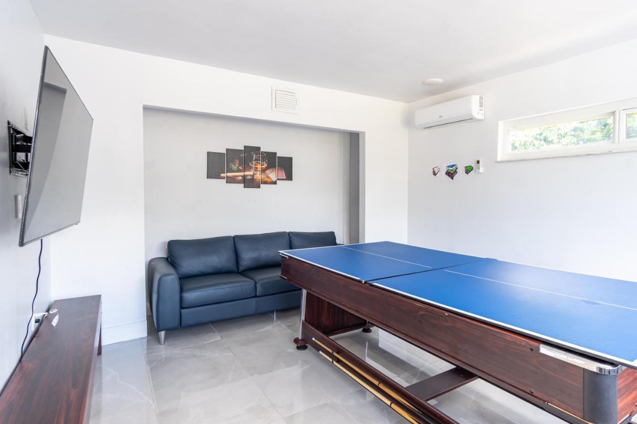 Hollywood Paradise Luxury 4Br 3Ba Home And Outdoor Fun With Heated Pool Bagian luar foto
